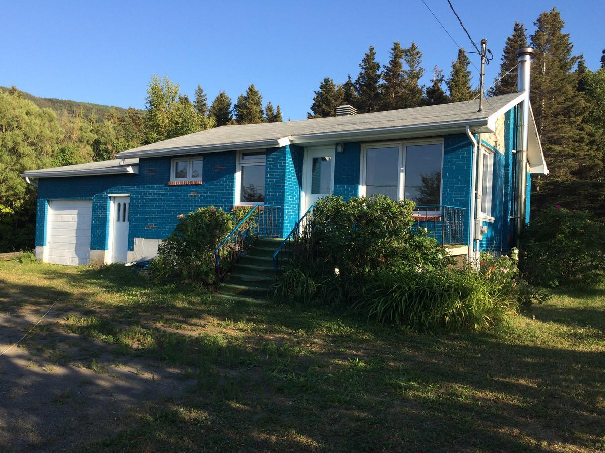 Maison Bleue Sainte Anne-des-Chênes Eksteriør bilde